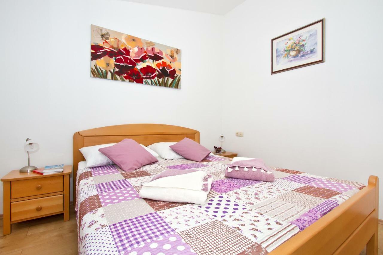 Villa Omis Michy - Family House For Big And Small Groups מראה חיצוני תמונה