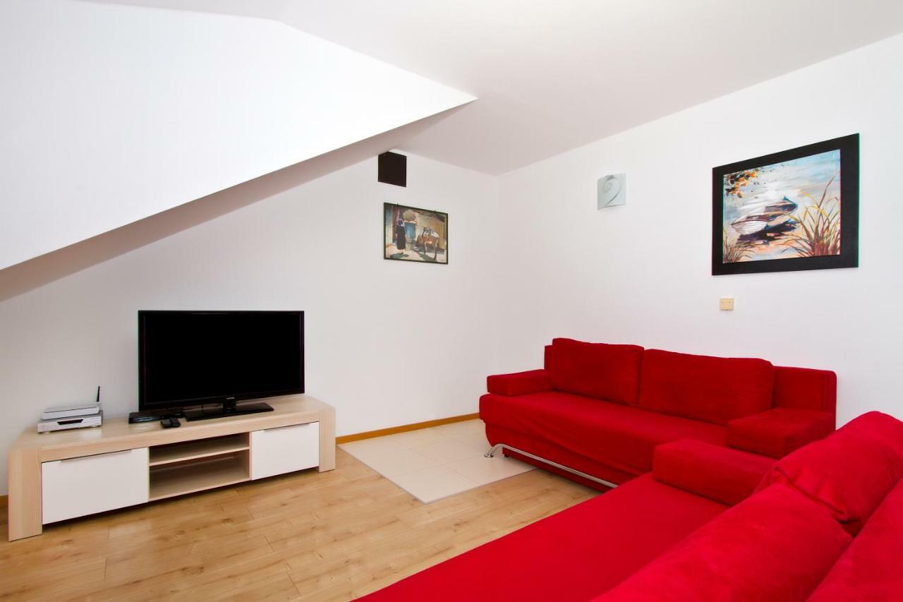 Villa Omis Michy - Family House For Big And Small Groups מראה חיצוני תמונה