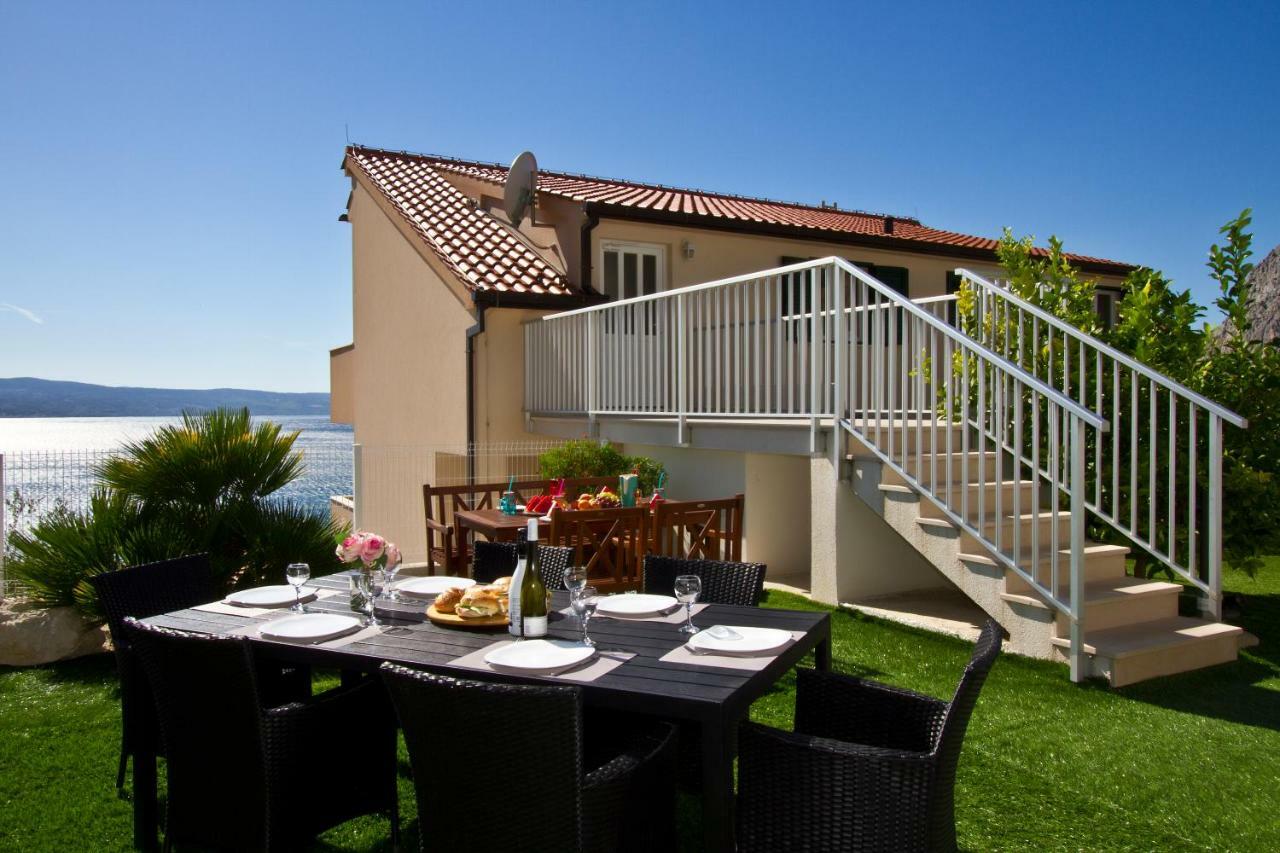 Villa Omis Michy - Family House For Big And Small Groups מראה חיצוני תמונה
